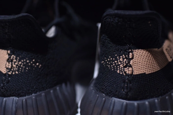 Adidas BY1605 Yeezy 350 Copper V2 Boost Black 0728